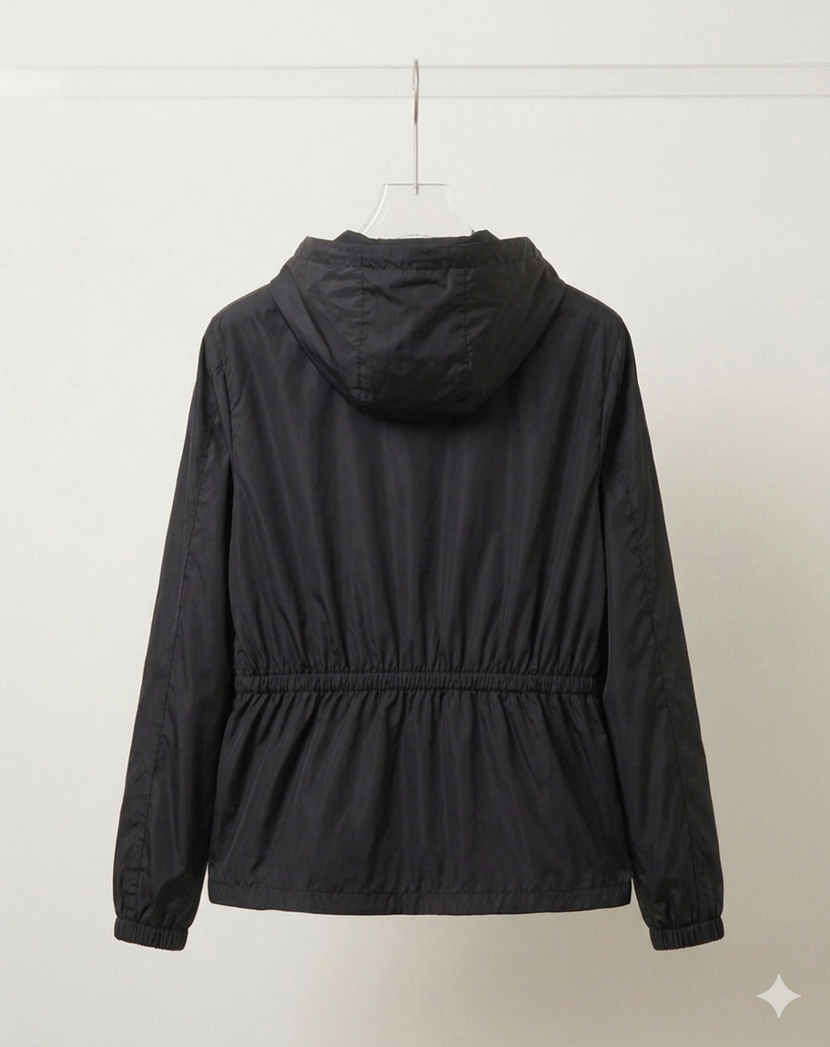 Chubasquero Nylon Gucci – Pre-Loved Talla L Negro